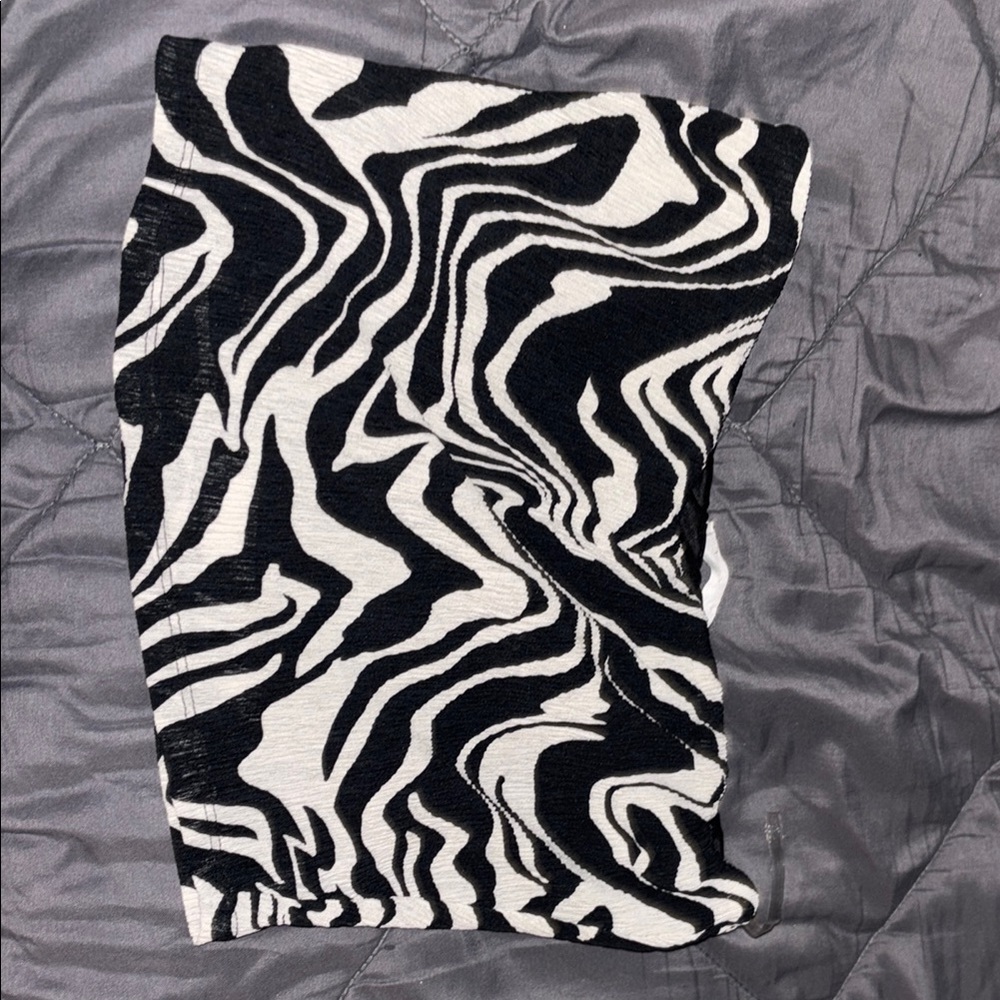 Timing Black and White Zebra Print Crop Top/Tube top